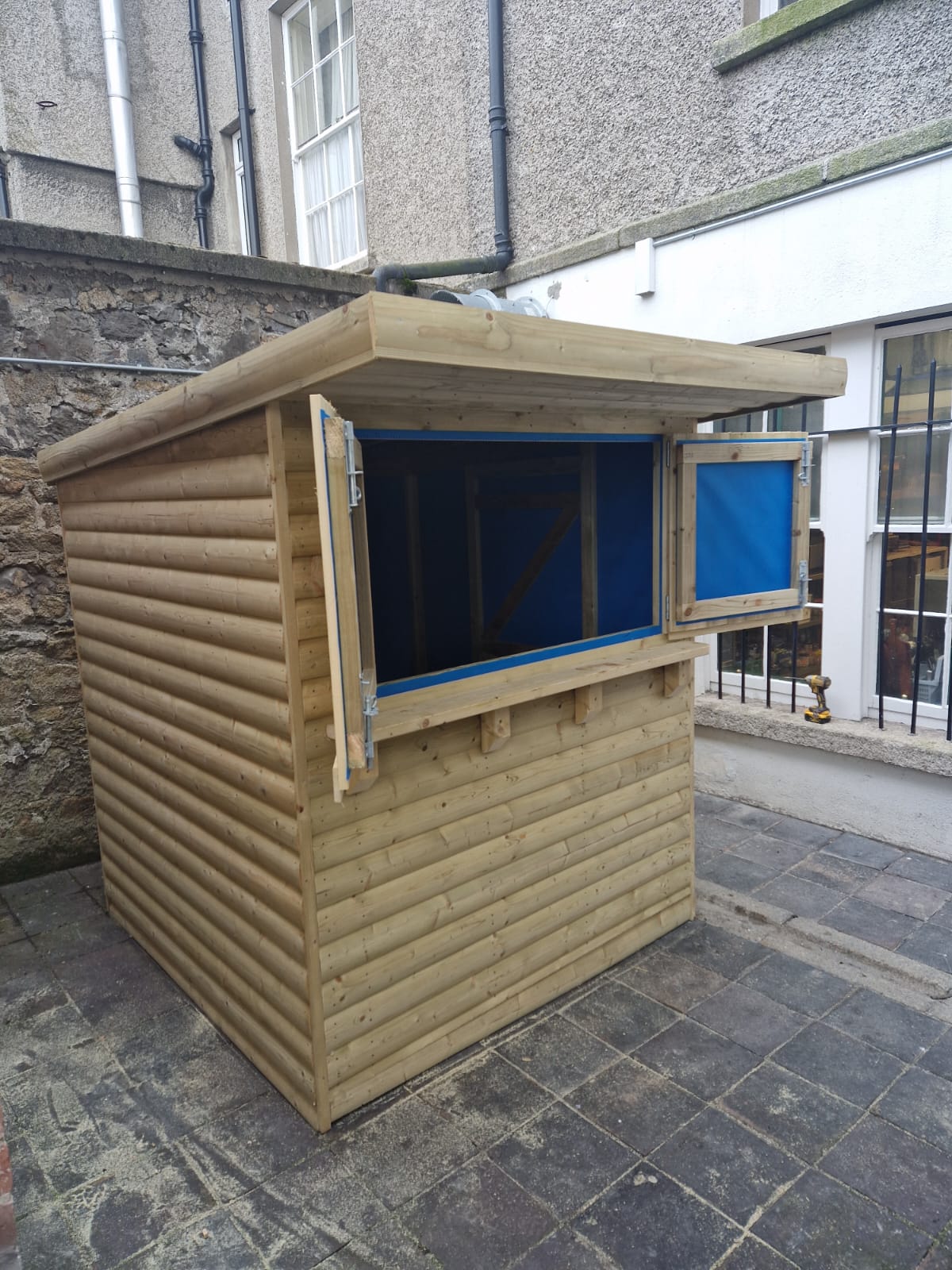 Garden Bar