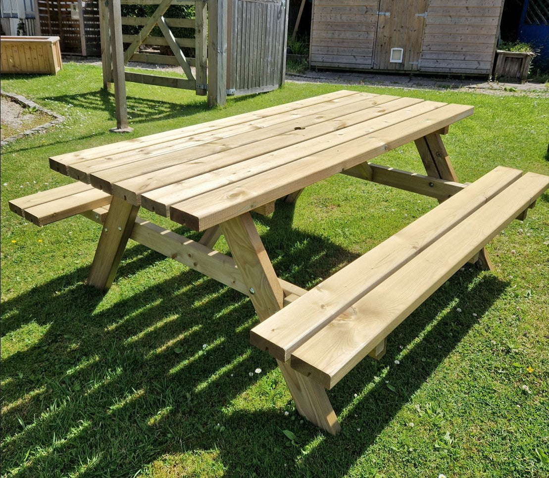 1.8m Picnic Bench