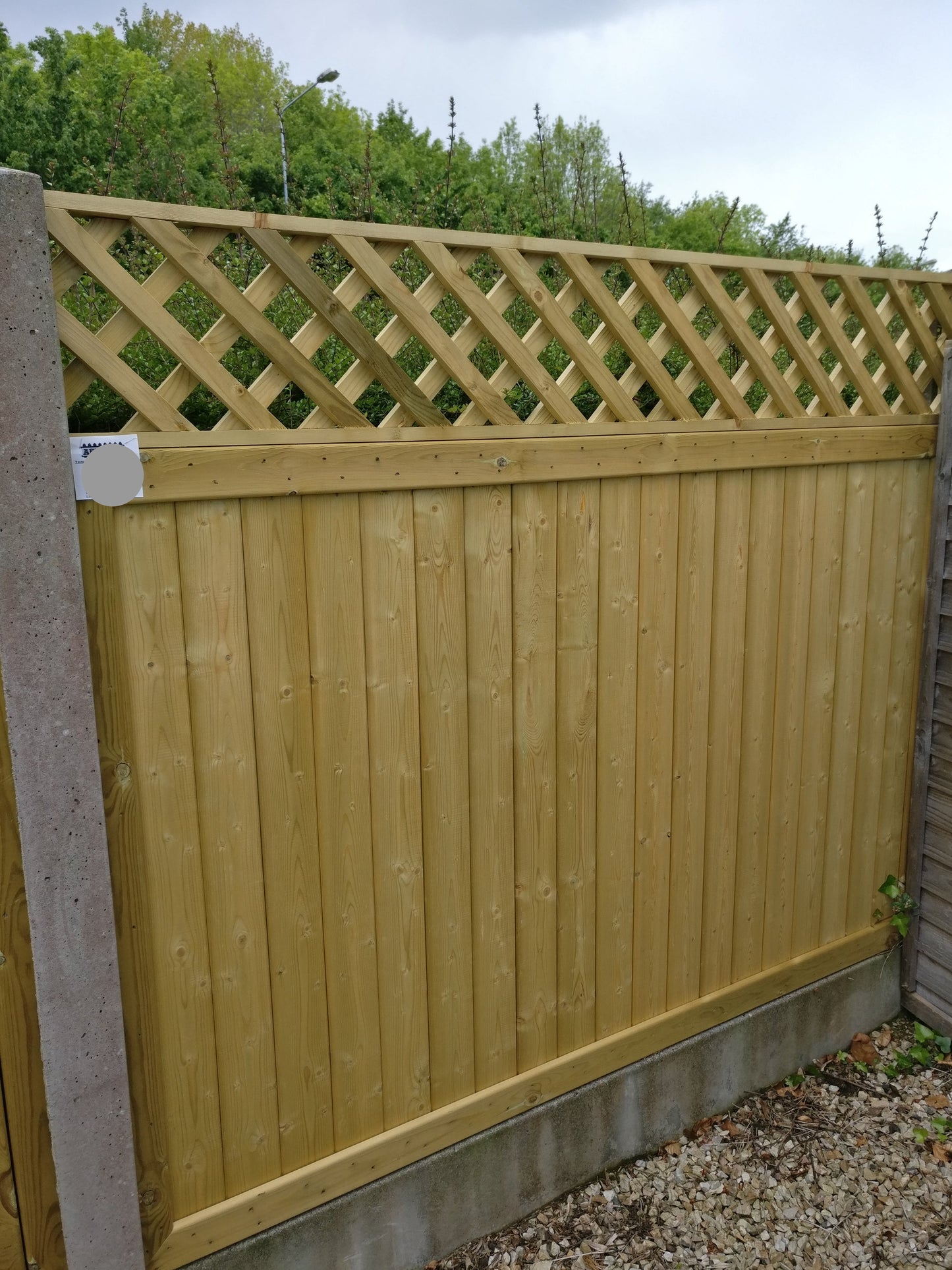 Tongue and Grooved Panel with Trellis Top
