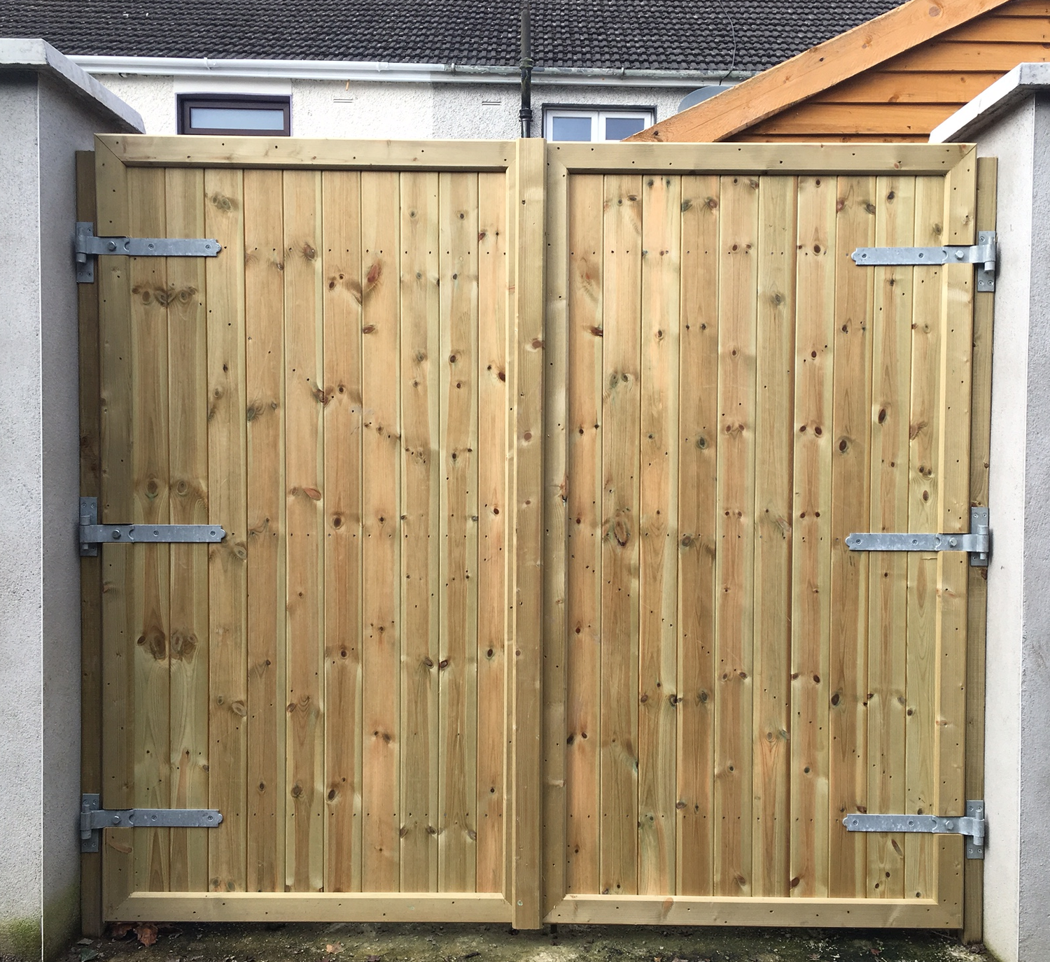 Wooden gate Leinster