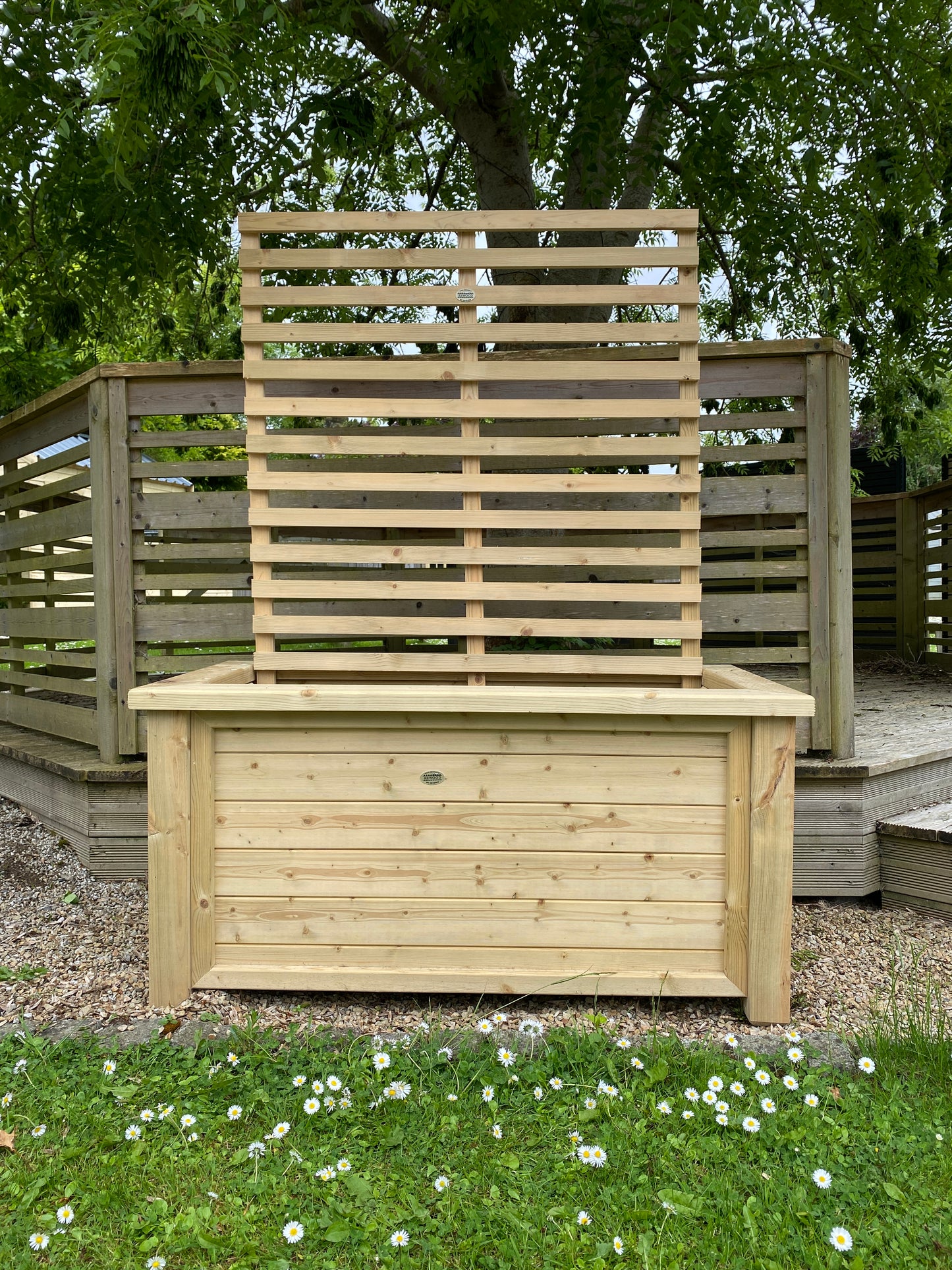 TGV Planter with Trellis